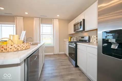 6847 Levant Lane Indianapolis IN 46221
