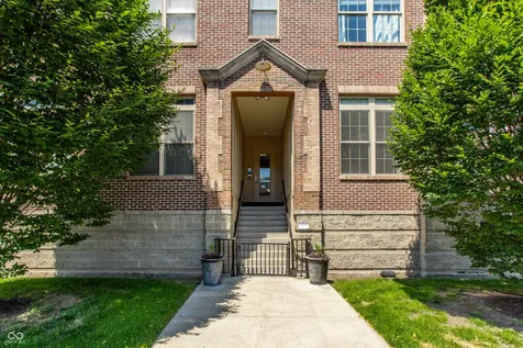 450 E Ohio Street Indianapolis IN 46204