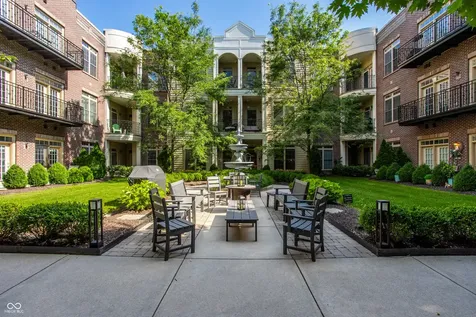 450 E Ohio Street Indianapolis IN 46204