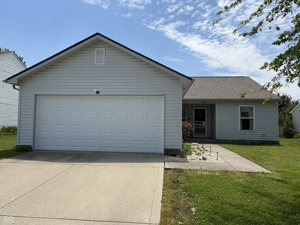1647 Sweetwater Lane Greenfield IN 46140