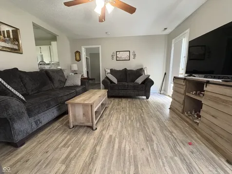 1647 Sweetwater Lane Greenfield IN 46140