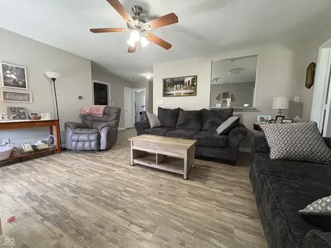 1647 Sweetwater Lane Greenfield IN 46140