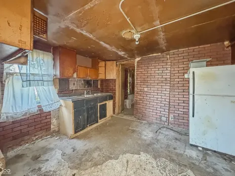 2187 White Avenue Indianapolis IN 46202