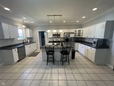 9162 Janelle Drive Seymour IN 47274