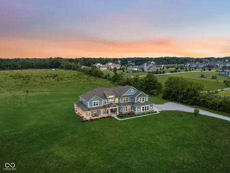 8905 Whitestown Road Zionsville IN 46077
