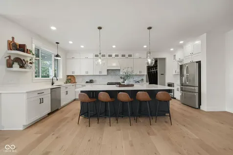 8905 Whitestown Road Zionsville IN 46077