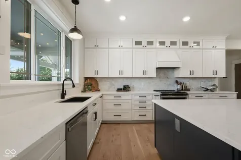 8905 Whitestown Road Zionsville IN 46077