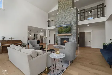 8905 Whitestown Road Zionsville IN 46077