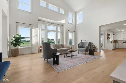 8905 Whitestown Road Zionsville IN 46077