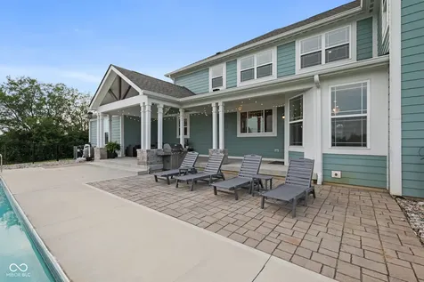 8905 Whitestown Road Zionsville IN 46077