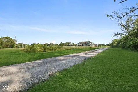 8905 Whitestown Road Zionsville IN 46077