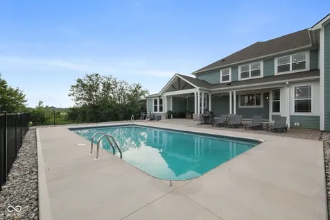 8905 Whitestown Road Zionsville IN 46077