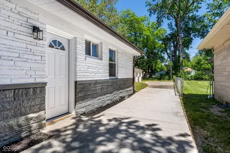 3241 N Riley Avenue Indianapolis IN 46218