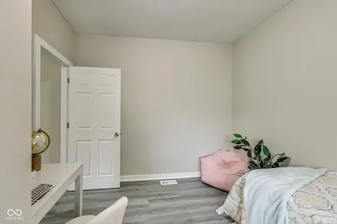 2820 Indianapolis Avenue Indianapolis IN 46208
