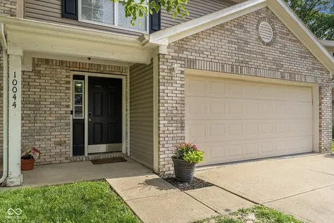 10044 Three Star Court Avon IN 46123