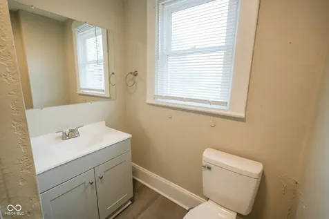 2343 E Adams Street Indianapolis IN 46218