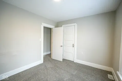 2343 E Adams Street Indianapolis IN 46218