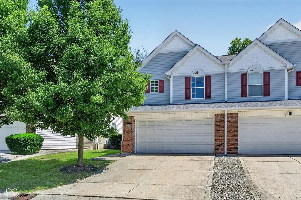 1852 Misty Lake Drive Indianapolis IN 46260