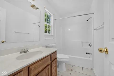 1852 Misty Lake Drive Indianapolis IN 46260