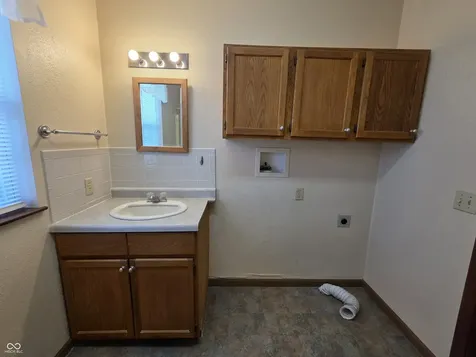 323 S East Street Lebanon IN 46052