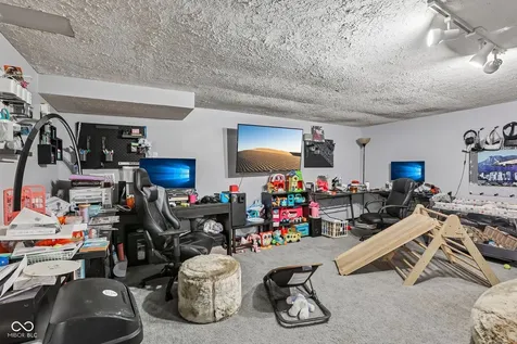 507 Armentrout Lane Indianapolis IN 46241