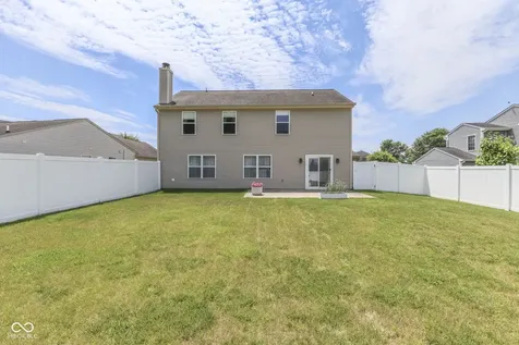 2942 Coles Creek Lane Indianapolis IN 46217