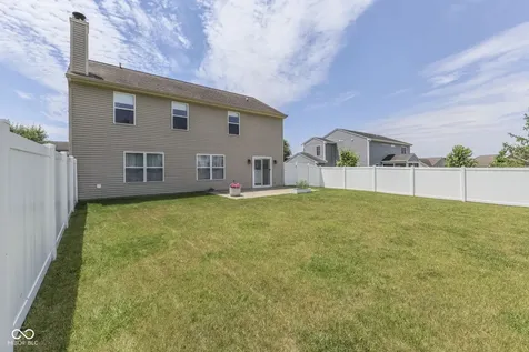 2942 Coles Creek Lane Indianapolis IN 46217
