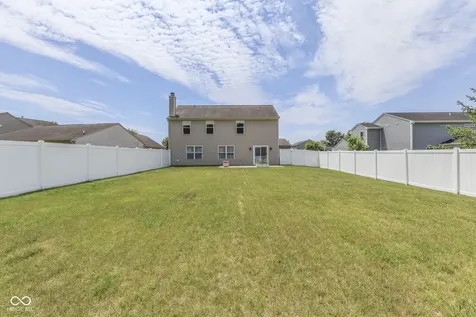 2942 Coles Creek Lane Indianapolis IN 46217