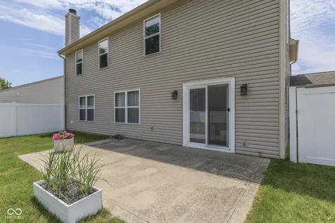 2942 Coles Creek Lane Indianapolis IN 46217