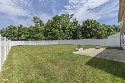 2942 Coles Creek Lane Indianapolis IN 46217
