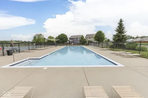 2942 Coles Creek Lane Indianapolis IN 46217