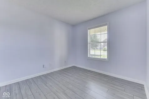 2942 Coles Creek Lane Indianapolis IN 46217