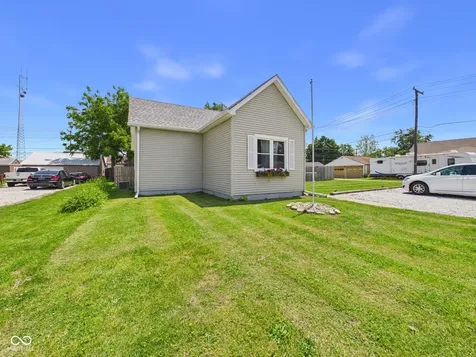 505 N 13th Street Elwood IN 46036