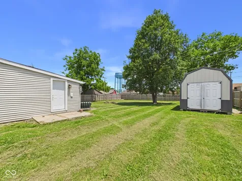 505 N 13th Street Elwood IN 46036