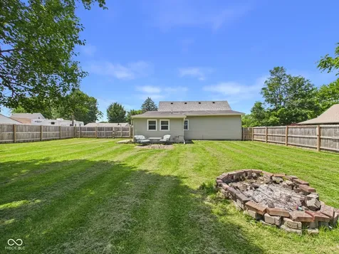 505 N 13th Street Elwood IN 46036