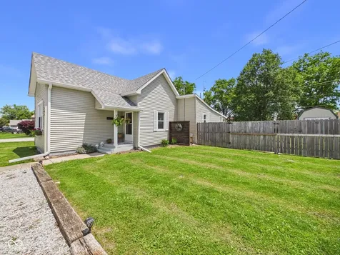 505 N 13th Street Elwood IN 46036
