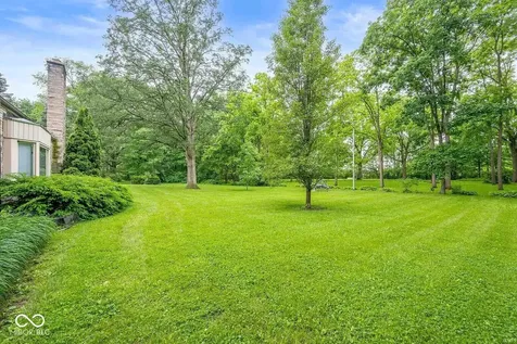 517 S Elliott Acres Drive Muncie IN 47302