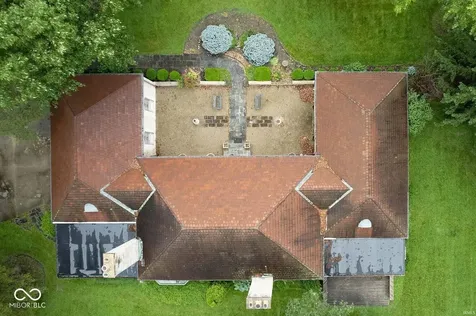 517 S Elliott Acres Drive Muncie IN 47302