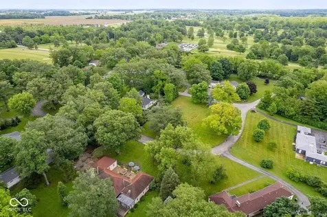 517 S Elliott Acres Drive Muncie IN 47302