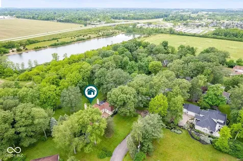 517 S Elliott Acres Drive Muncie IN 47302