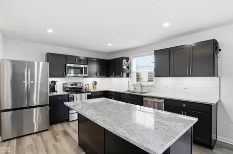 9860 Oakmont East Drive Pendleton IN 46064