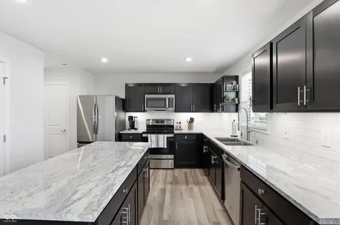 9860 Oakmont East Drive Pendleton IN 46064