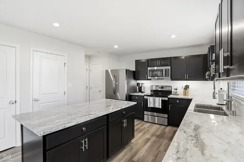 9860 Oakmont East Drive Pendleton IN 46064