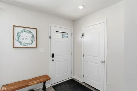 9860 Oakmont East Drive Pendleton IN 46064