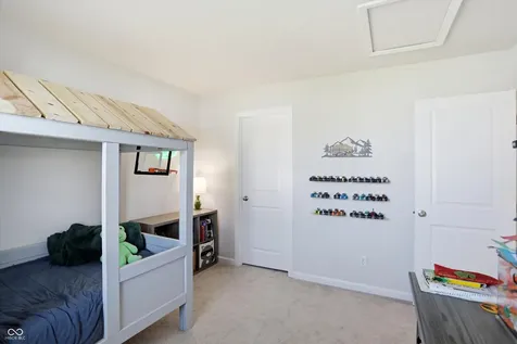 9860 Oakmont East Drive Pendleton IN 46064