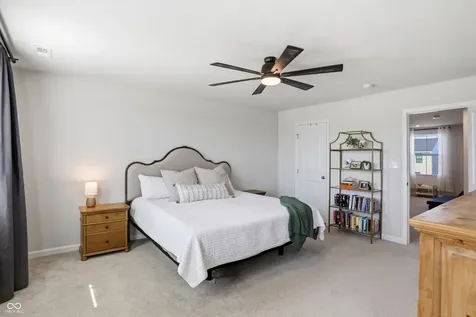 9860 Oakmont East Drive Pendleton IN 46064