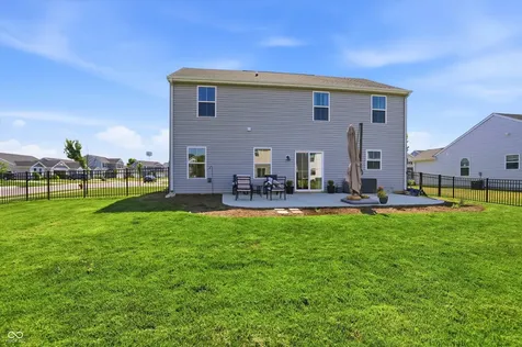 9860 Oakmont East Drive Pendleton IN 46064