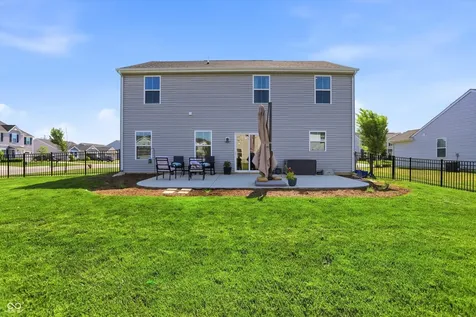 9860 Oakmont East Drive Pendleton IN 46064