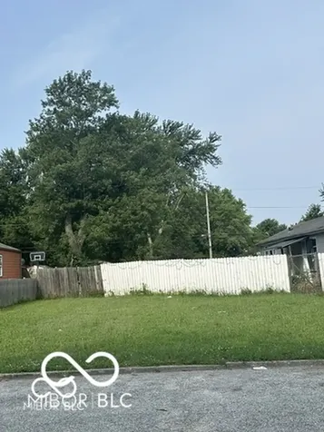 634 Dayton Avenue Indianapolis IN 46203