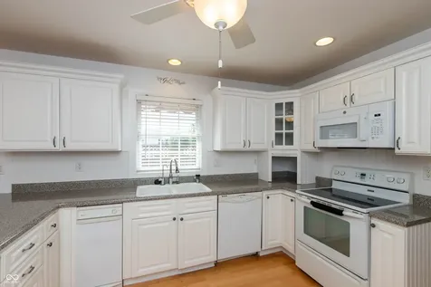 113 Commons Drive Seymour IN 47274